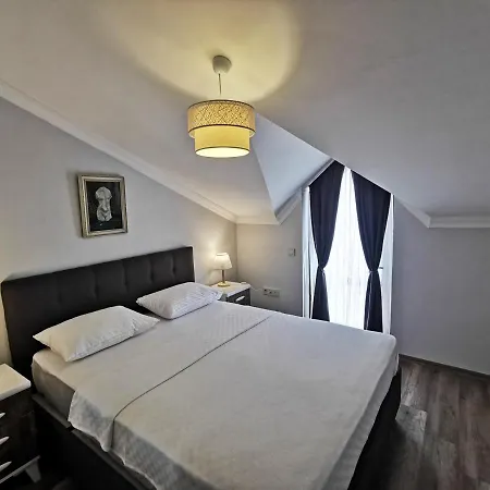 아파트 Center,4+1,terrace,sea-mountain View,2 Wc *