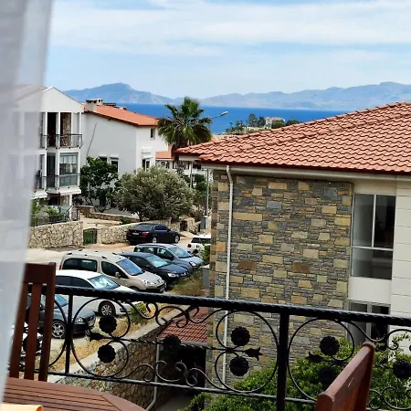Center,4+1,terrace,sea-mountain View,2 Wc Datça
