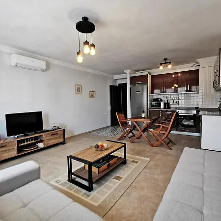 Apartman Center,4+1,terrace,sea-mountain View,2 Wc *